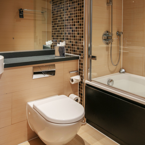 <p>SUPERIOR KING</p>