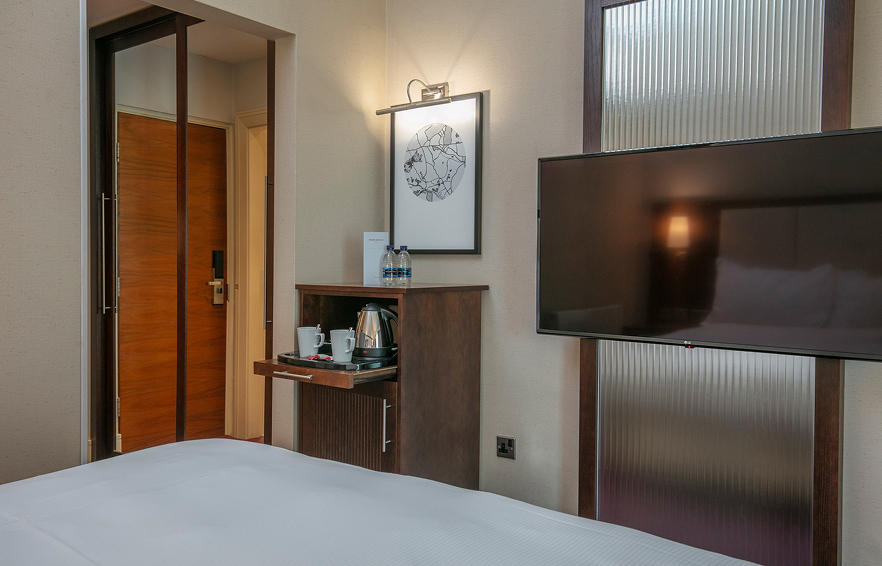 Carousel Desktop Deluxe Double 4