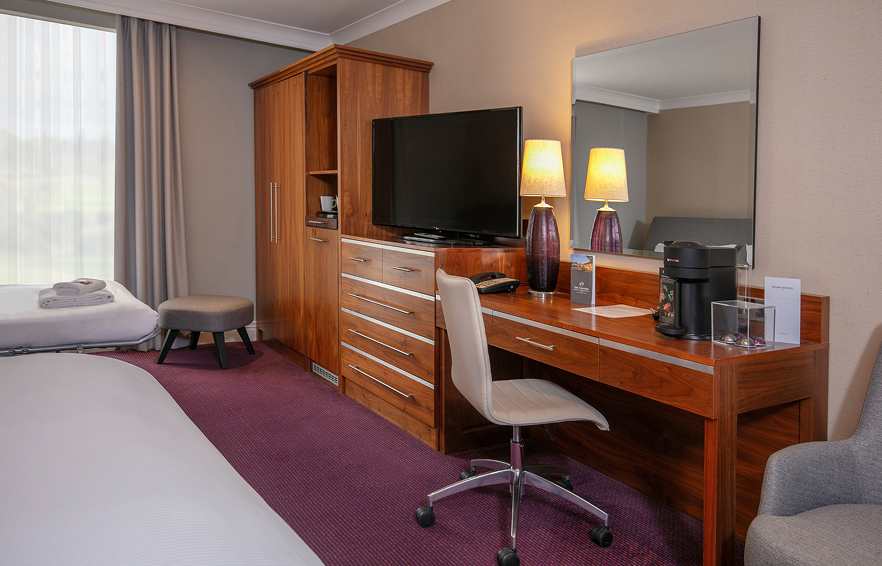 Carousel Desktop Superior Family 2