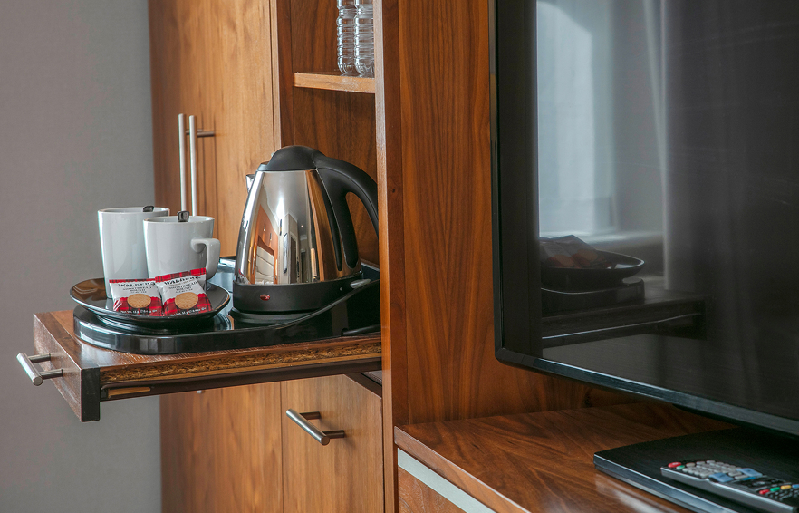 Carousel Desktop Classic Twin 2