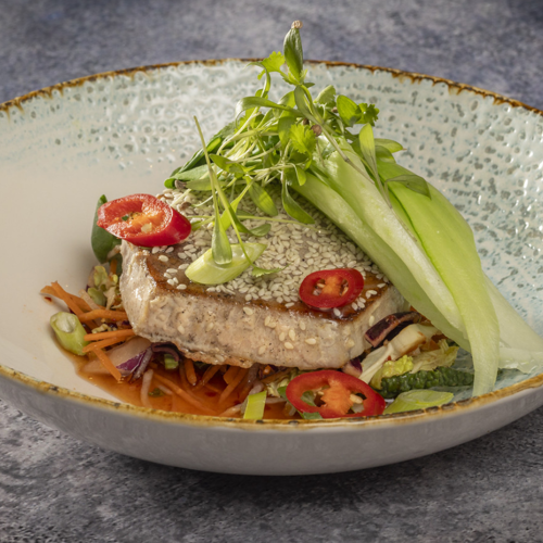 <p>SESAME CRUSTED TUNA SALAD</p>