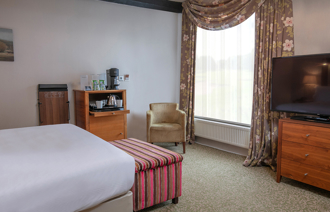 Carousel Desktop Feature Double 1