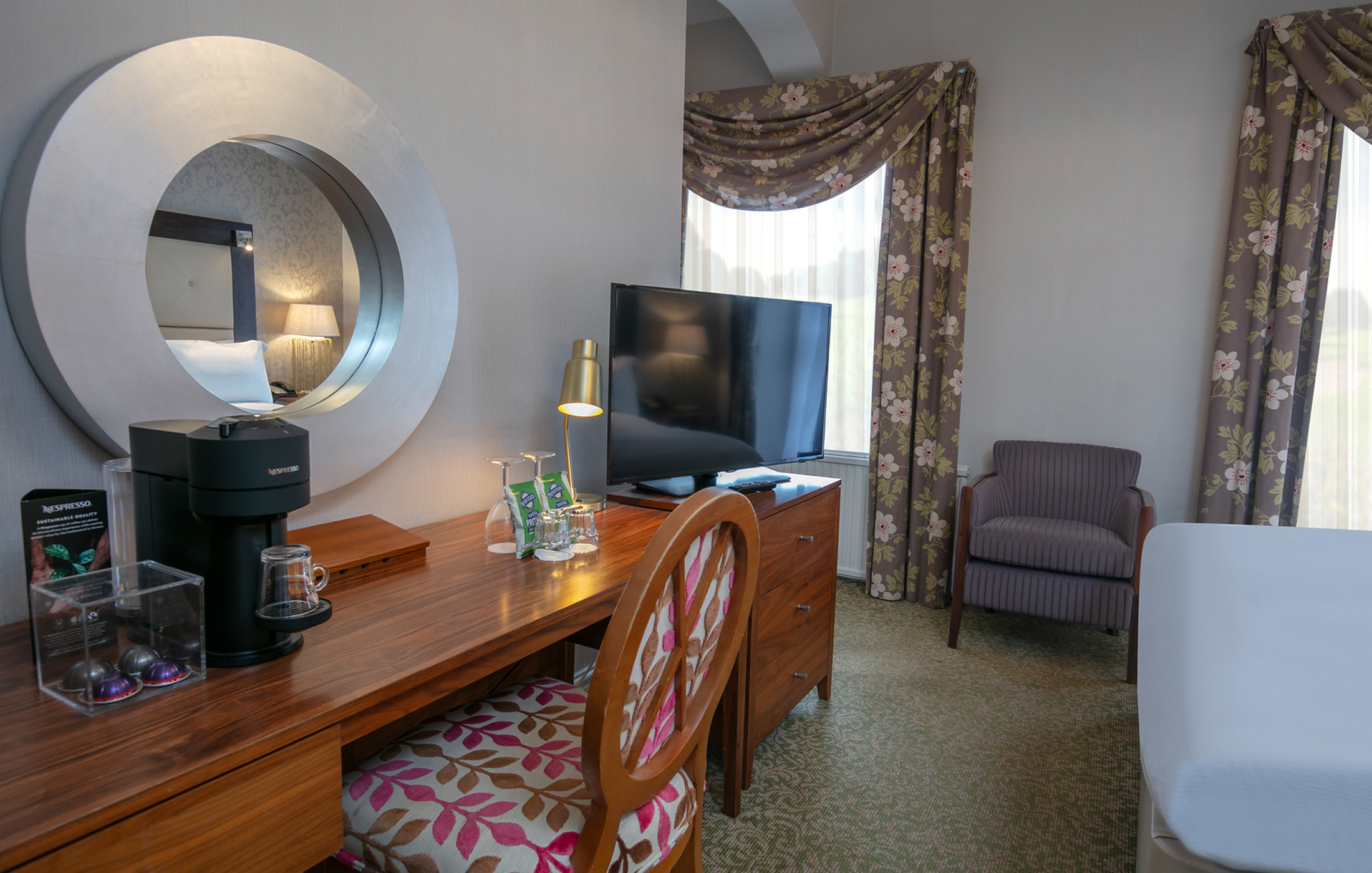 Gallery Feature Family 3