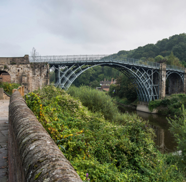 Keyinformation Desktop 01 Iron Bridge