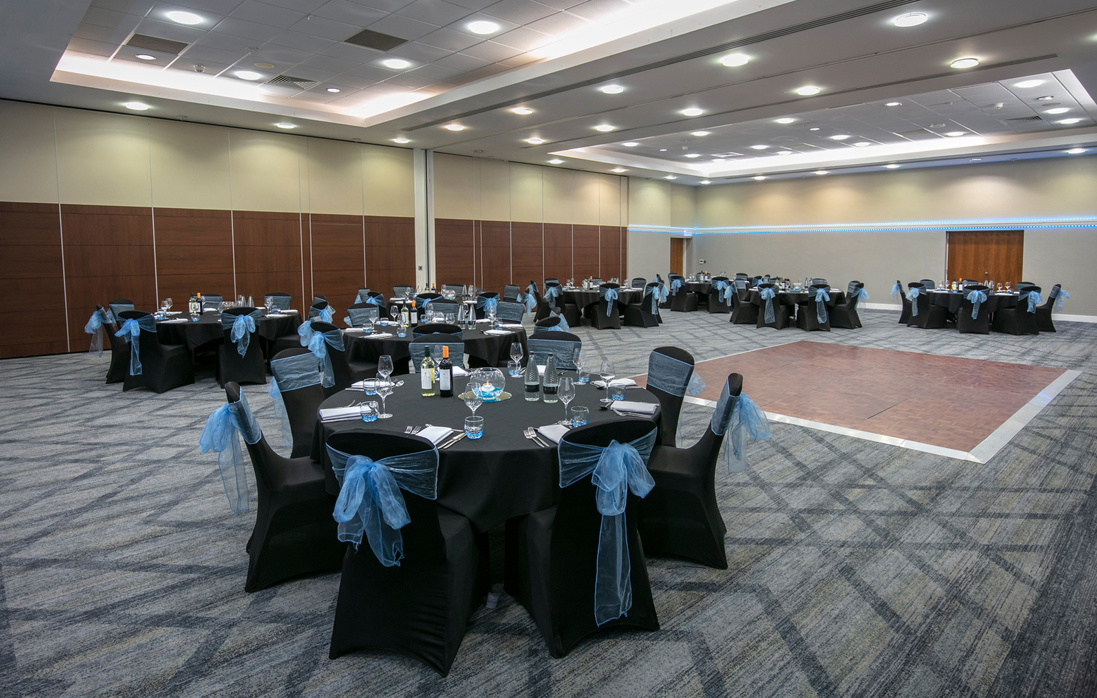 Gallery Coalport Banquet 1