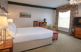 Carousel Desktop Feature Double 4